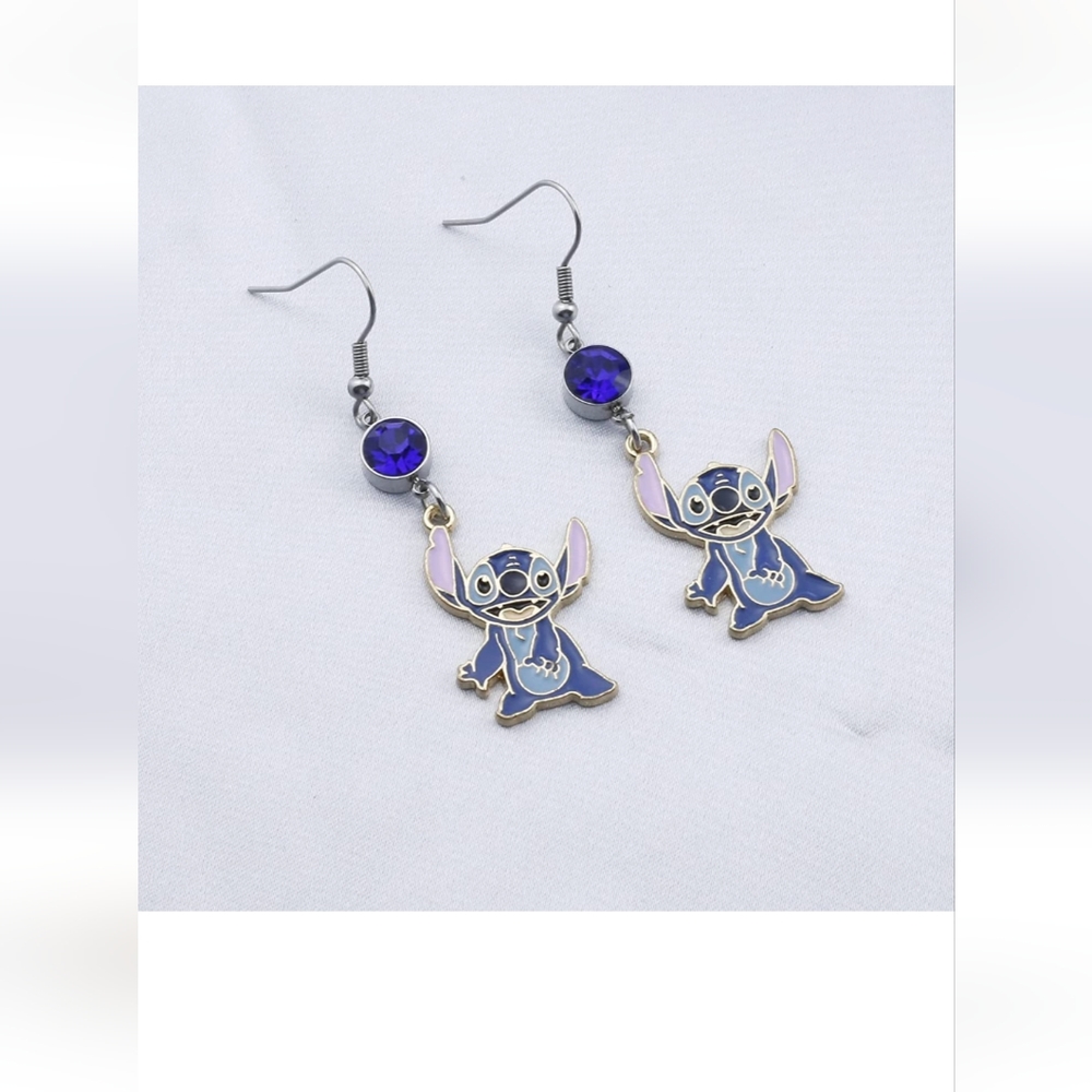 Stitch Gift Ohana Earrings